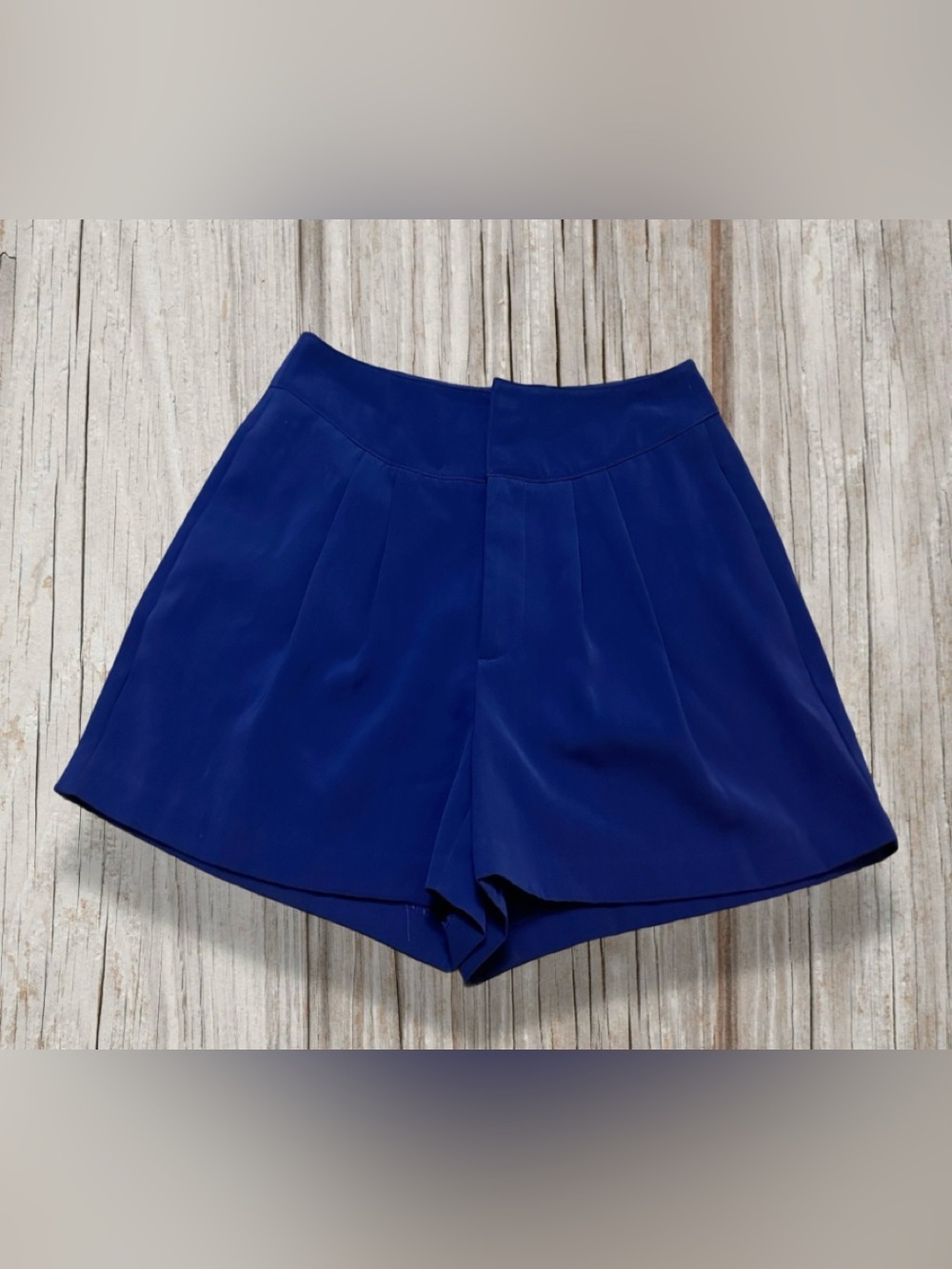 Jennifer Lopez Royal Blue High-Waist Pleated Women’s Shorts 2